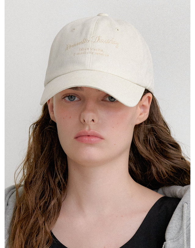 오블라 Romantic Thursday ball cap_2color BC002 착용컷