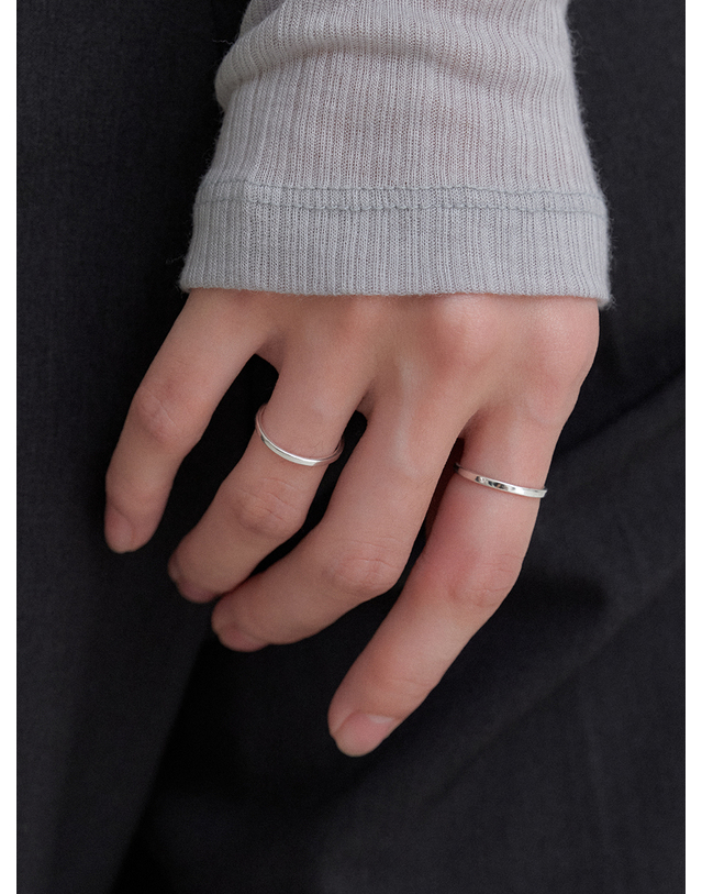 오블라 SLIM MELTING RING SET (2PCS) JR005 착용컷