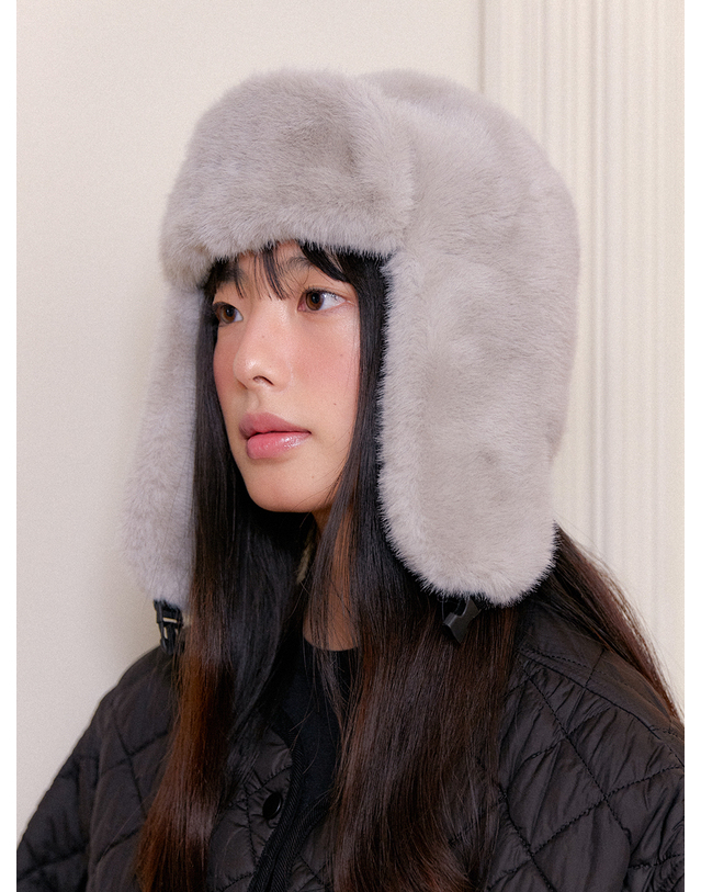 오블라 FAKE FUR VOLUME TROOPER HAT HA040 착용컷