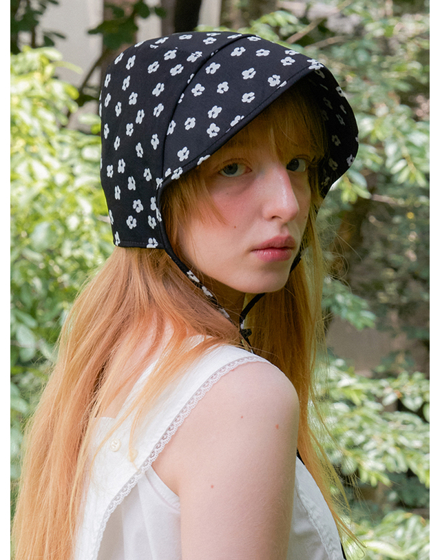 오블라 floral trip bonnet_2color HA054 착용컷