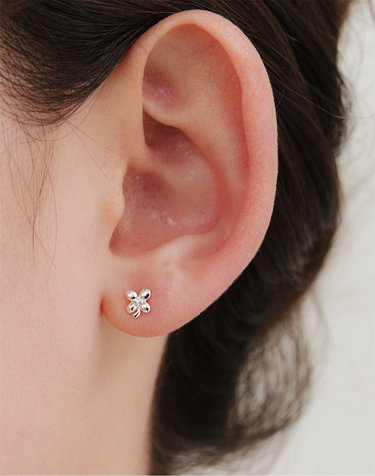 wish you luck twinkle earring JE074