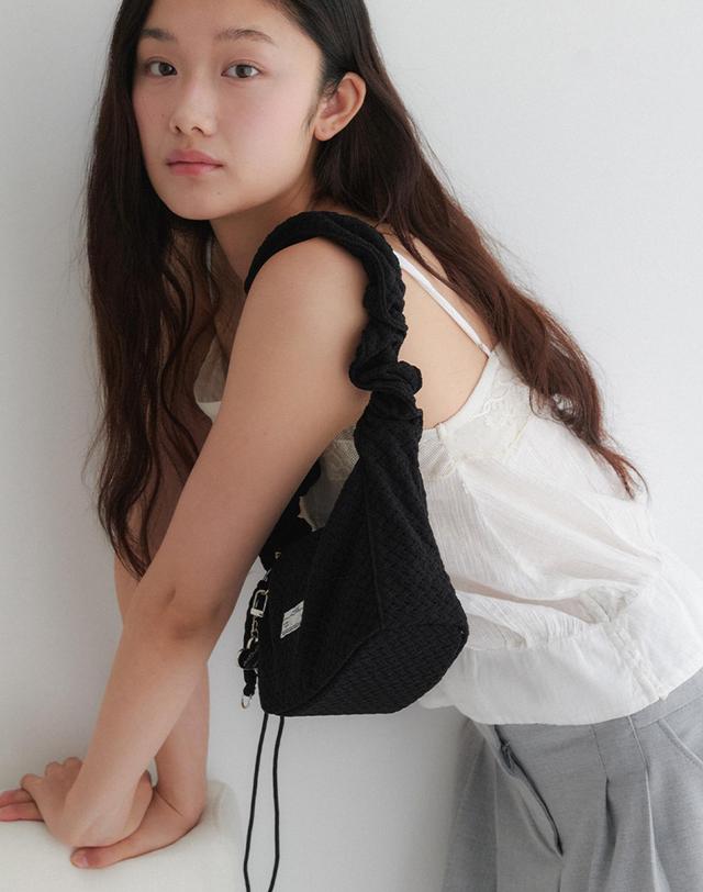 오블라 [애타트] Tease me shirring bag BG002 착용컷