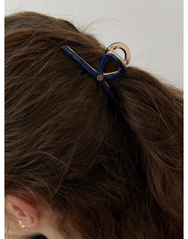 오블라 [mini] Twist metal point hair clip_London navy HC033 착용컷