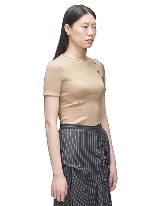 킴지수 [ZISU] Breast Cutout Eyelet T-shirt _ Beige 베이지 착용컷