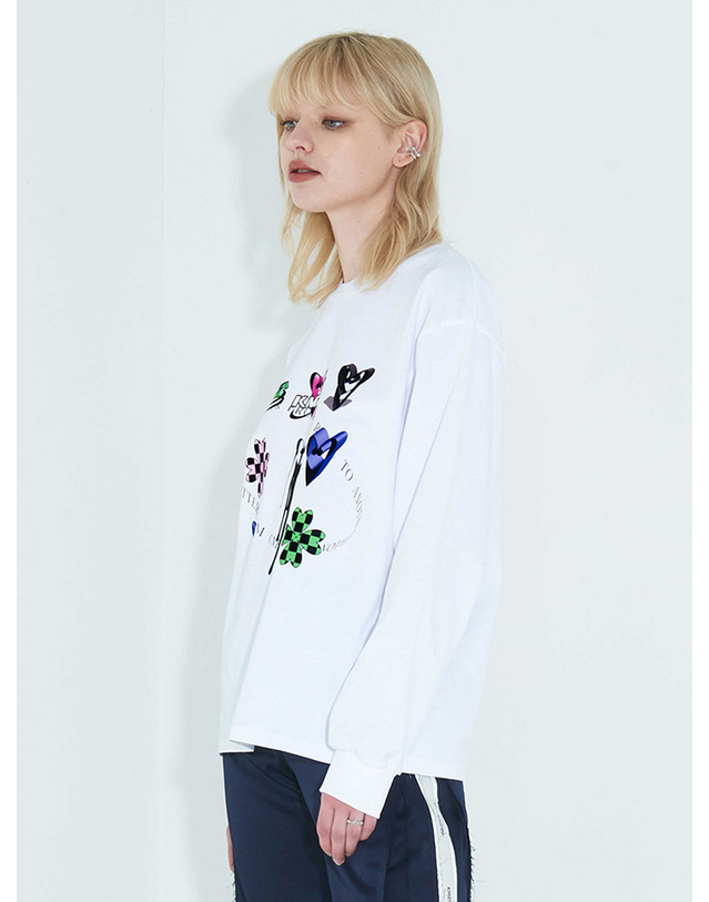 킴지수 Love Letter Emblem T-Shirt _ White 화이트 착용컷