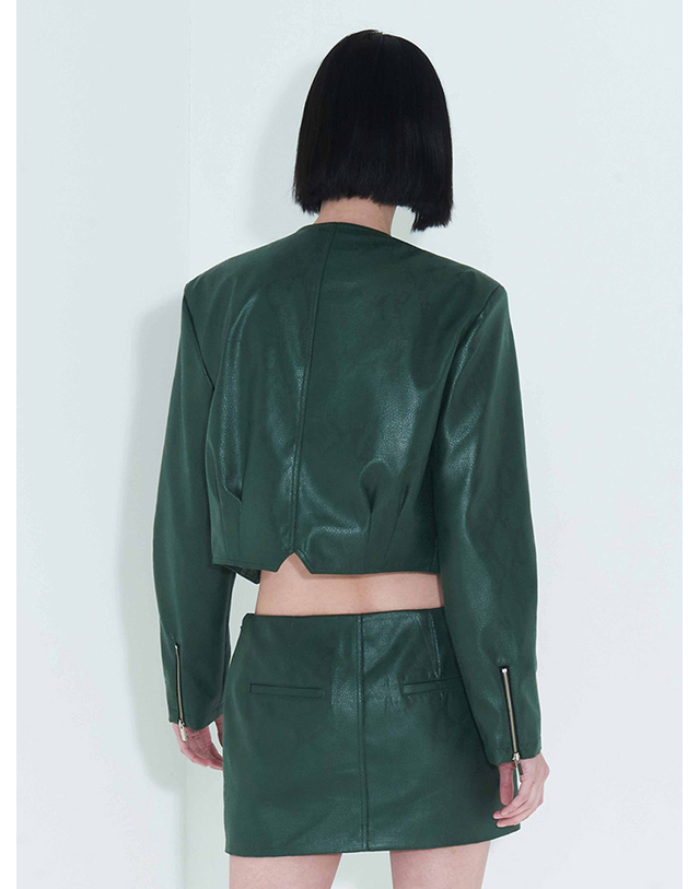 킴지수 Faux-Leather Cropped Zip-Up Jacket _ Green 그린 착용컷