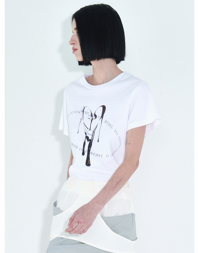 킴지수 Heart Metal Dripping T-Shirt _ White 화이트 착용컷
