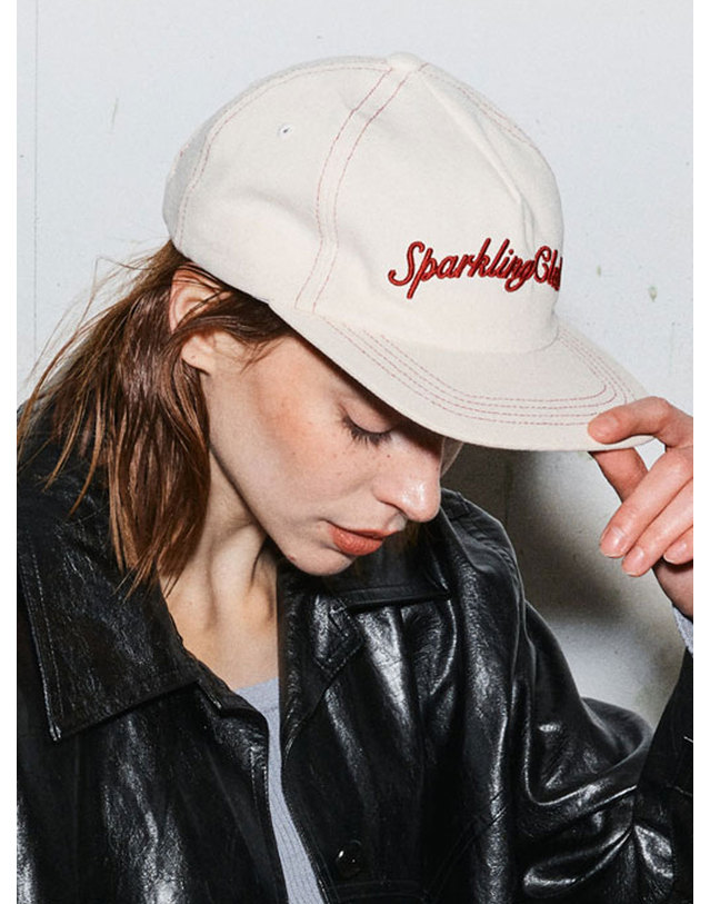 스파클링피스 SPARKLING PIECE CALSSIC BALL CAP - BEIGE 클래식 볼캡 베이지 착용컷