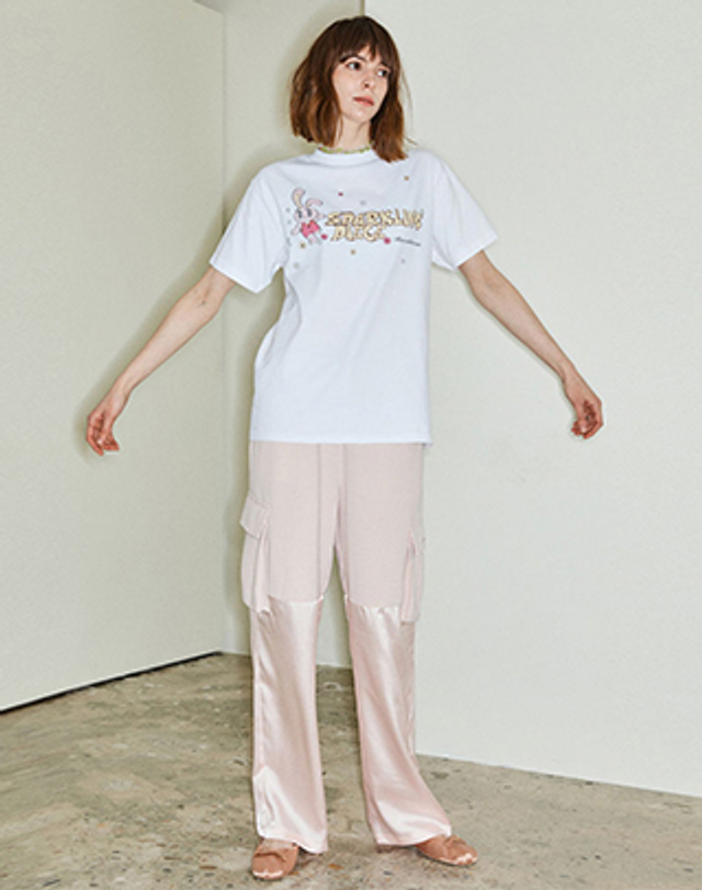 스파클링피스 DIANA GLOSSY CARGO PANTS-PINK 다이아나 글로시 카고 팬츠 핑크 착용컷