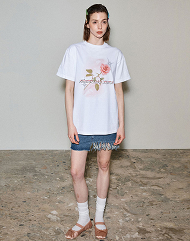 스파클링피스 ROSE DREAM T-SHIRTS 로즈 드림 티셔츠 착용컷