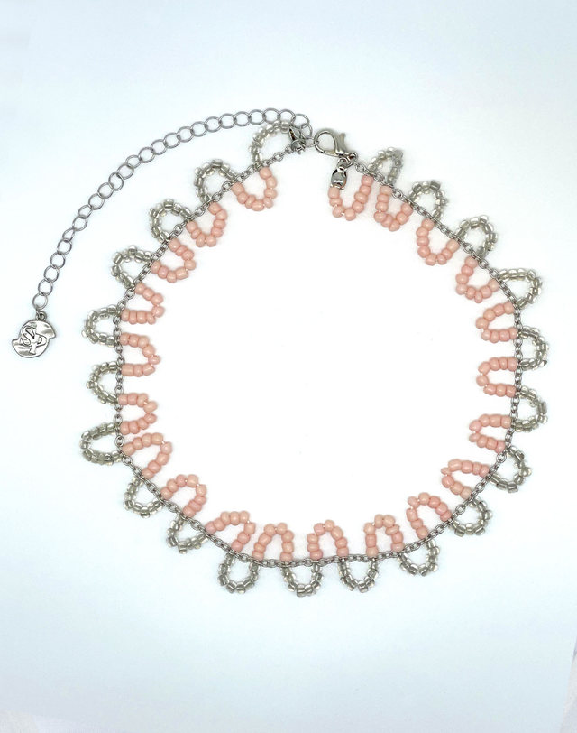 스파클링피스 WAVE BEADS NECKLACE-PINK 비즈 목걸이 착용컷