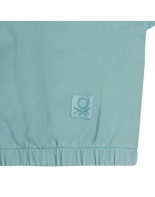 베네통글로벌 Banding crop sweatshirt_39BLD109O68N 착용컷