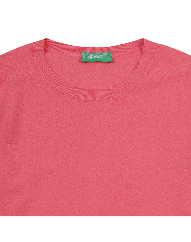 베네통글로벌 Basic slim fit sweater_104HD10CB0U0 착용컷