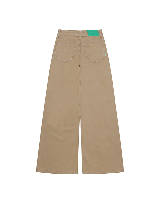 베네통글로벌 Basic semi bootscut trousers_4WDDDE02934A 착용컷