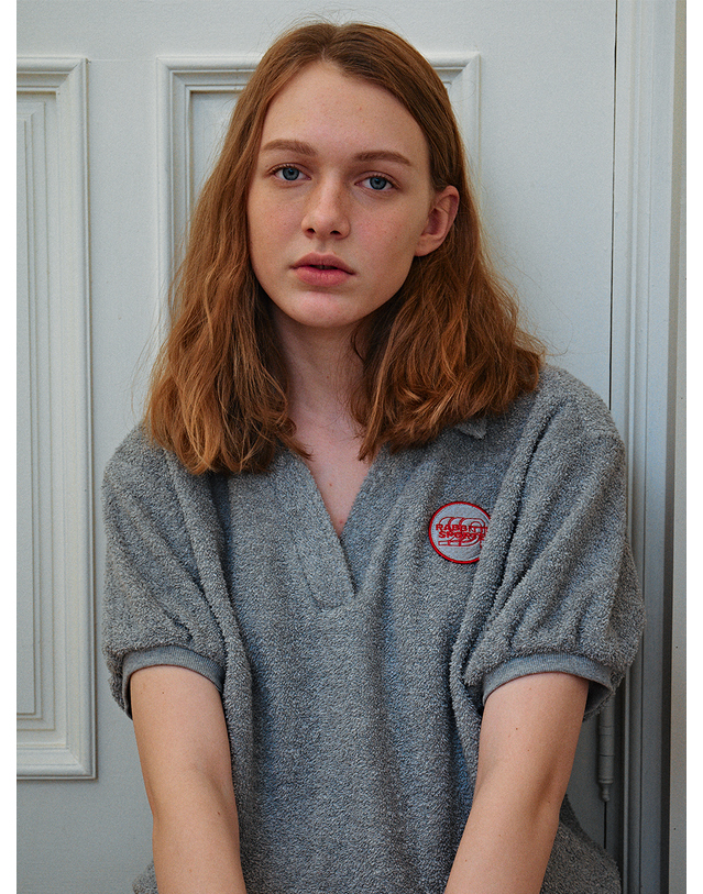래비티 스포츠 RB Terry Collar Wappen T-Shirts Ivory 착용컷