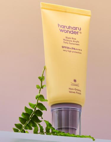 [비건인증] [공식] 블랙라이스 모이스처 에어리핏 데일리 선스크린 50ml
