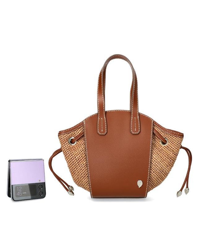 헬렌카민스키 헬렌카민스키 피아트 라피아 토트백 BAG51737 CUOIO/NOUGAT 착용컷