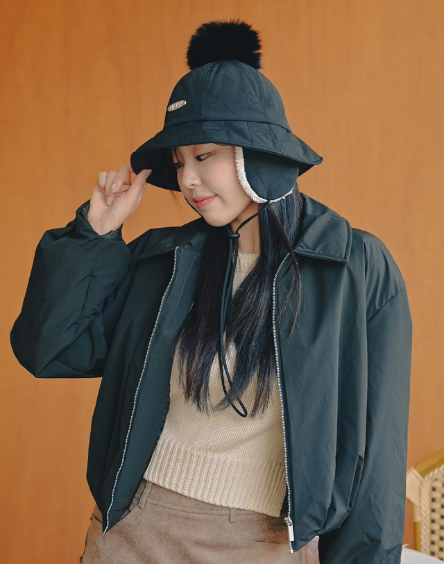 유룩 에션셜 퀼팅 이어머프 버킷햇 2color 착용컷