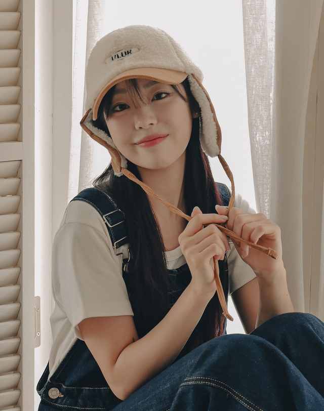 유룩 에션셜 써클 코듀로이 양털 이어머프 볼캡 4color 착용컷