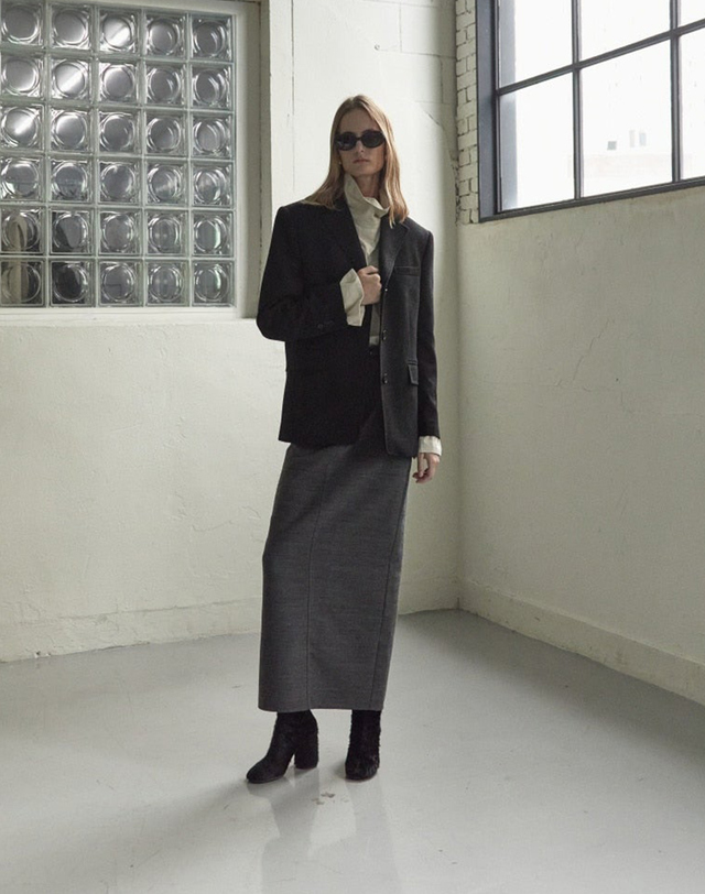 티케비 CHIC CHIC SKIRT 착용컷