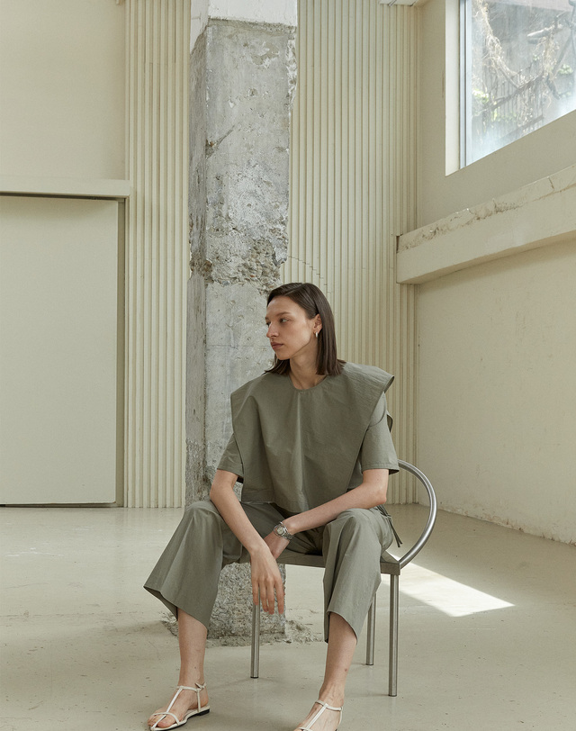 티케비 CAPE COTTON TOP 착용컷