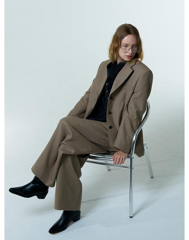 티케비 TRADITIONAL 3 BUTTON JACKET_BEIGE 착용컷
