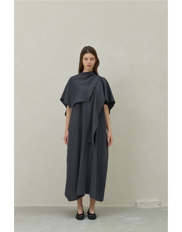 REODER)TIE CAPE DRESS