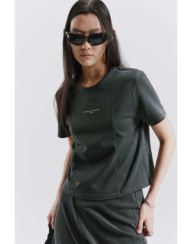 티케비 CROP MAGIC TOP 착용컷
