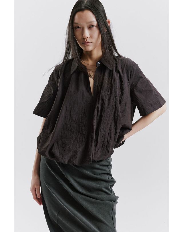 티케비 REODER)VOLUME SHIRTS BLOUSE BLACK 착용컷