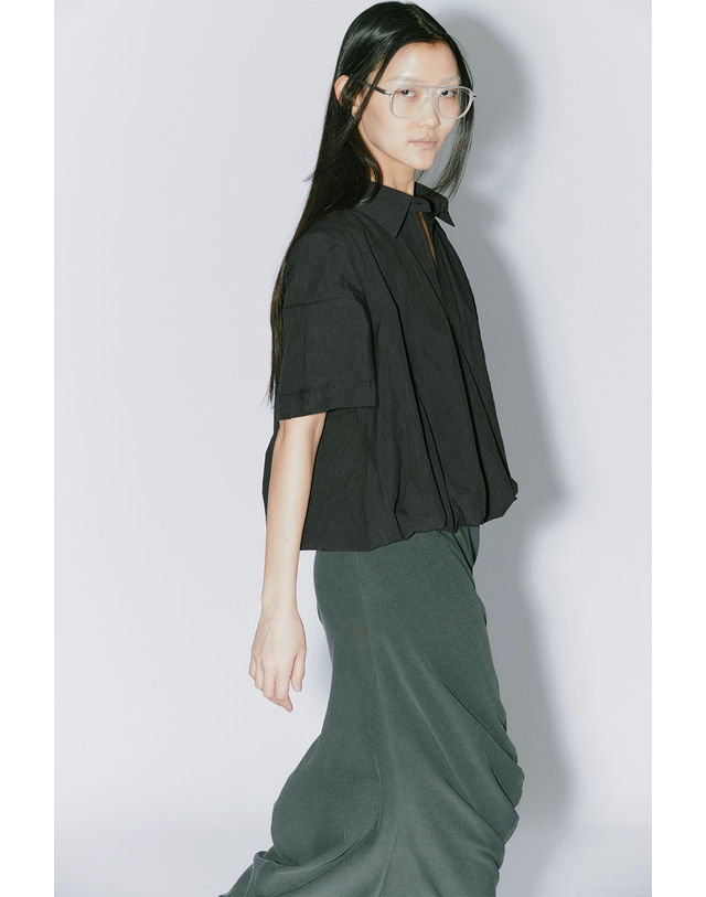 티케비 REODER)VOLUME SHIRTS BLOUSE BLACK 착용컷