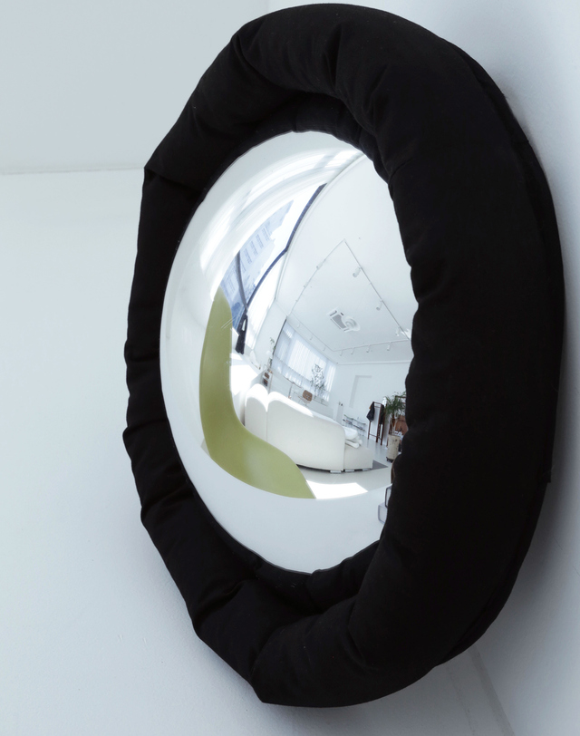 미호미두 Fisheye Black Cushion Mirror 착용컷