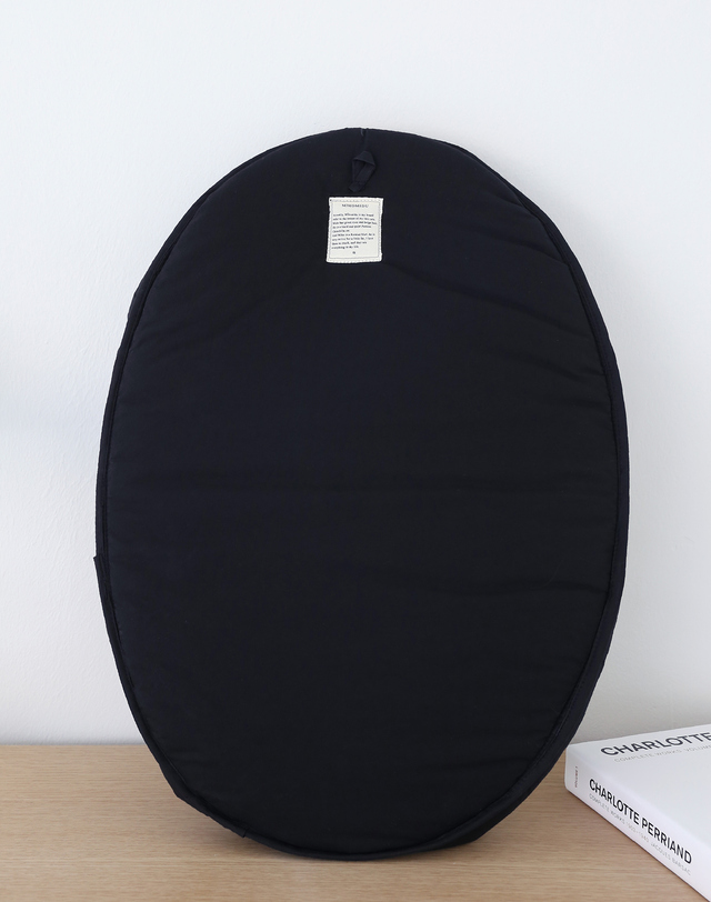 미호미두 Black Oval Cushion Mirror 착용컷