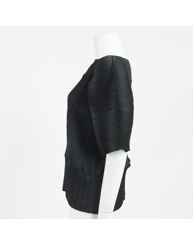 이세이미야케 [중고명품] [구구스]중고명품 이세이미야케 플리츠 반소매 탑 55-66 (NO 10488350) 멀티컬러 착용컷