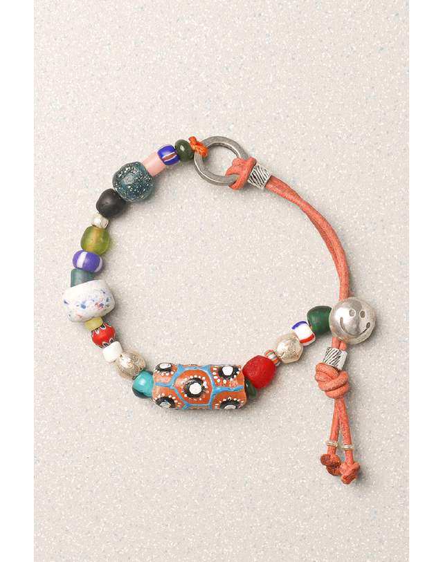 토우토우아카이브 MAUI LEATHER BRACELET-BRICK : ARCHIVE-005 착용컷