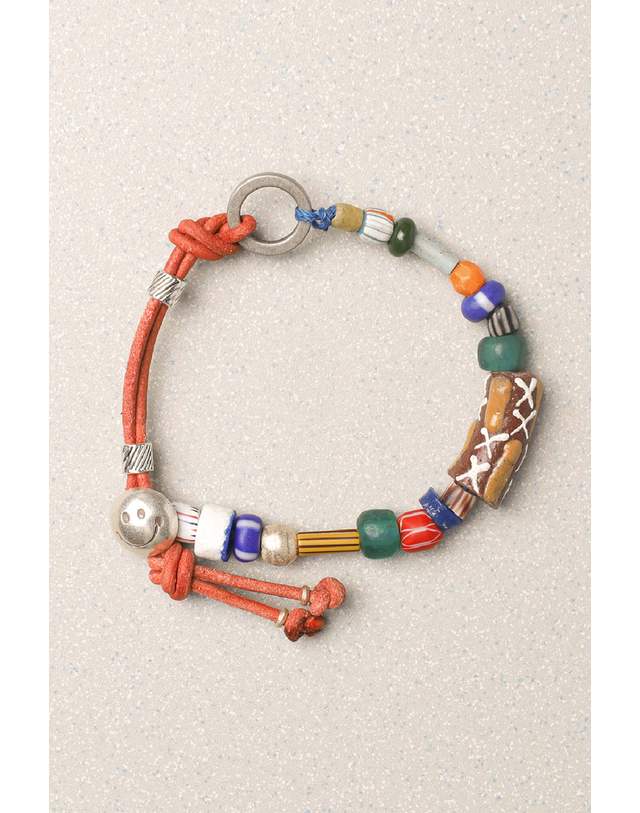 토우토우아카이브 MAUI LEATHER BRACELET-BRICK : ARCHIVE-005 착용컷