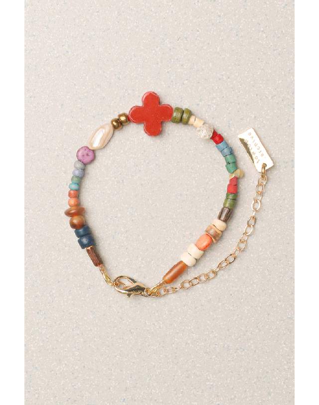 토우토우아카이브 FULL CLOVER BRACELET BLUSH : ARCHIVE-049 착용컷