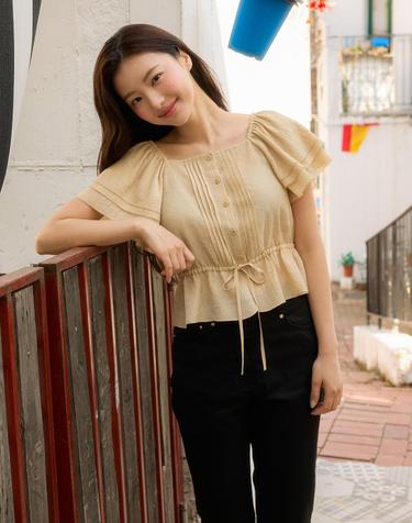 스퀘어넥 플레어 블라우스 OH5MB5550