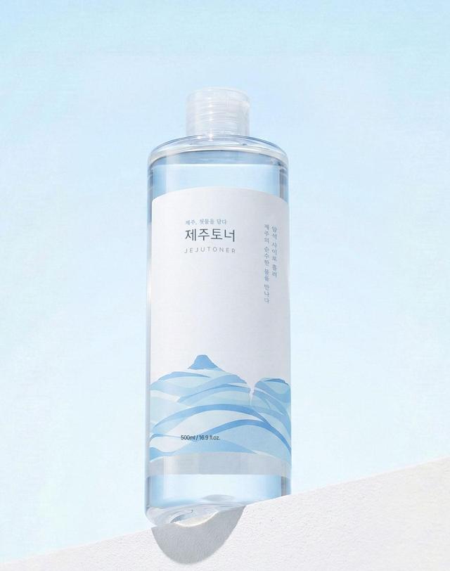 제주닮 제주닮 히알루론산 제주 토너 미백 주름 비건 진정 암반수 500ml 착용컷