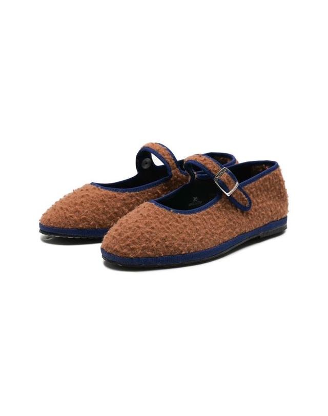 드로게리아 크리베리니 드로게리아 크리베리니 PAPUSSE SOFT MJ wool casentino 플랫슈즈 브라운 착용컷