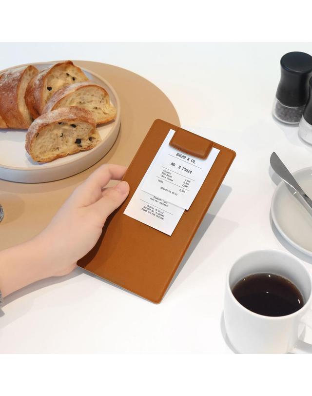 페니체 오픈 빌패드 빌지패드 메뉴판 카페주문서 착용컷