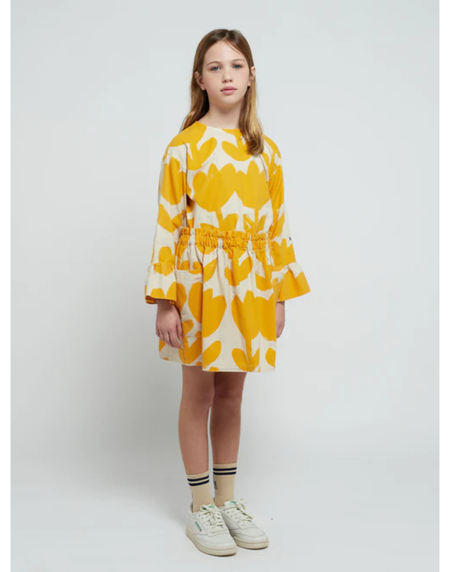 보보쇼즈 [BOBO CHOSES] 보보쇼즈 23FW 키즈 블라우스 Big Flower ruffle blouse 223AC088 착용컷