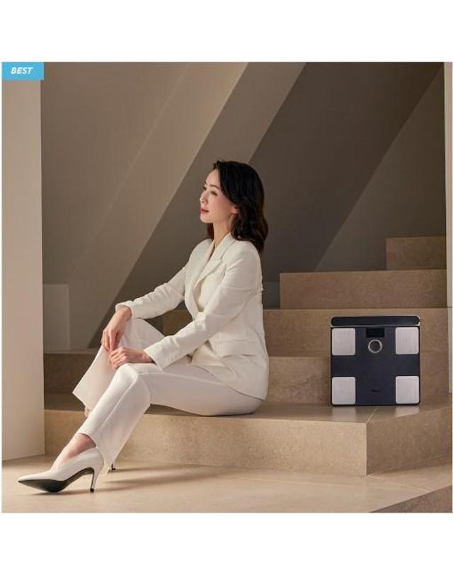 인바디 [인바디] 체지방 측정 스마트 체중계 다이얼 (색상선택) / H40NWi 착용컷