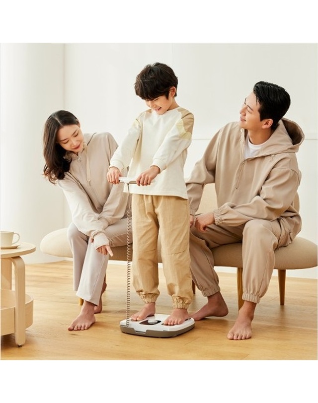인바디 [인바디] 체지방 측정 스마트 체중계 다이얼(블루투스) / H30N 착용컷