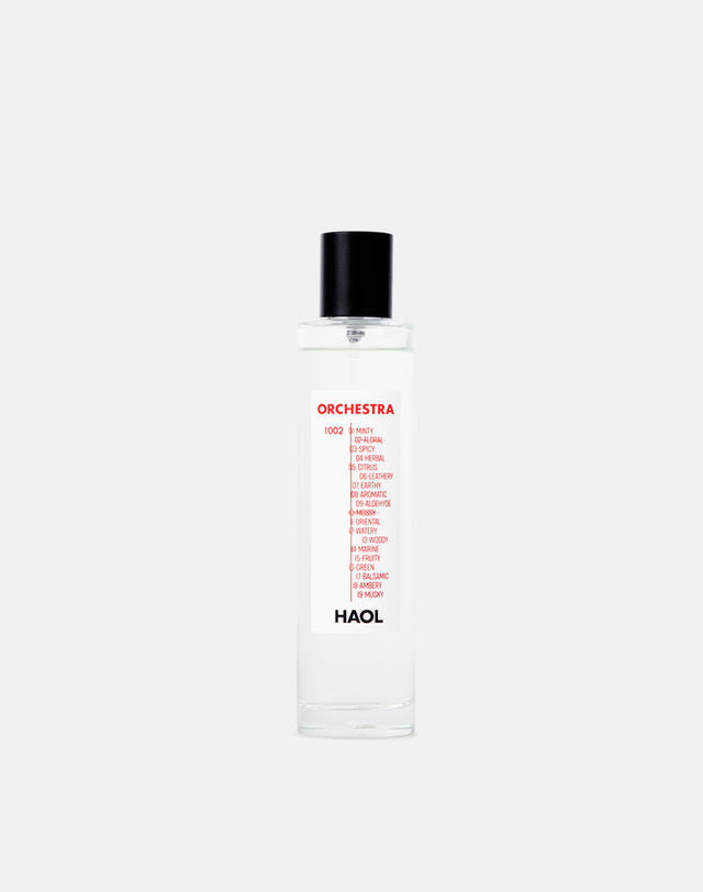 하올 멀티유즈 스프레이 오케스트라1002 - 100ml 레드 착용컷