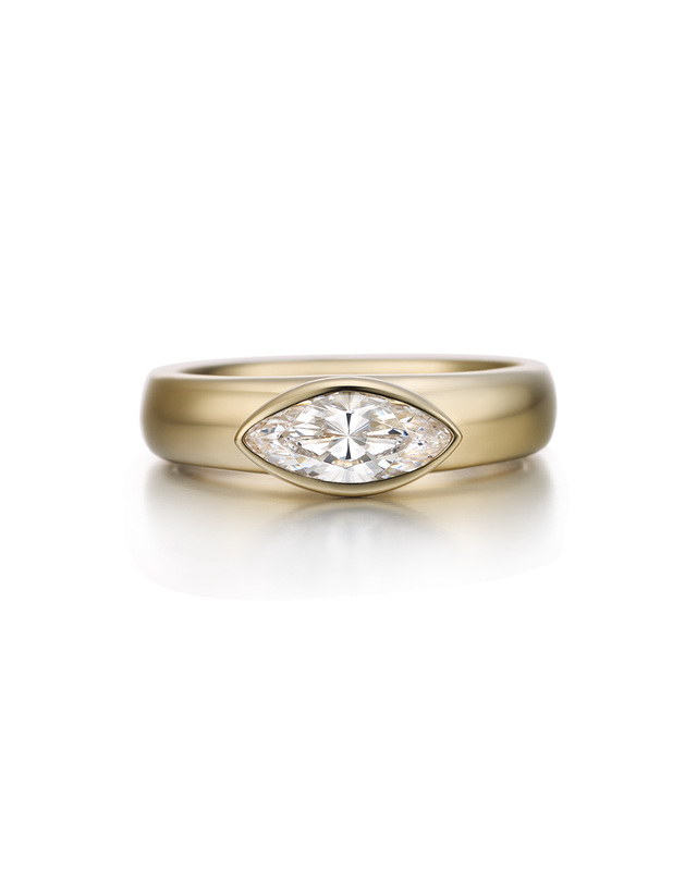 디아모모 디아모모 Marquise-cut Bazel Bold Ring 착용컷