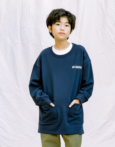 DILLAEARTH NAVY HIDDEN TWO POCKET RELAXED LONG T-SHIRT