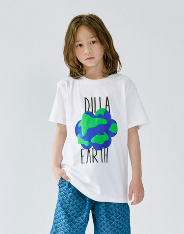 DILLAEARTH BUBBLE EARTH BASIC SHORT SLEEVED T-SHIRT