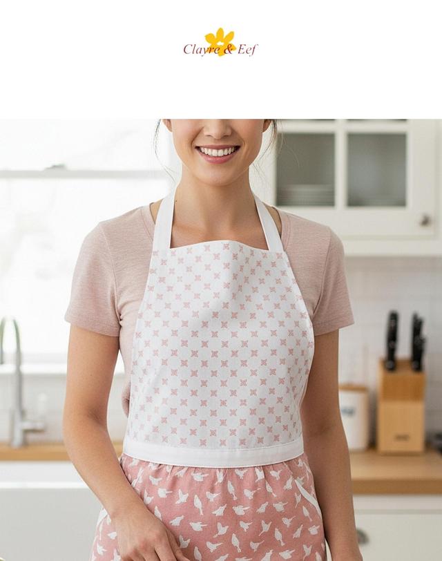 클레어앤에프 클레어앤에프 앞치마 아이린 스패로우 착용컷