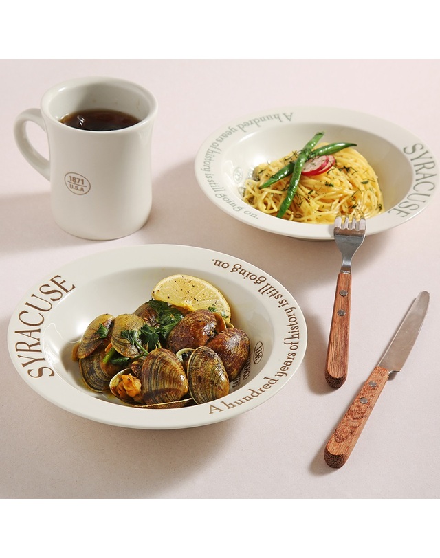 시라쿠스 레터링 파스타볼21cm 1p (2컬러) 착용컷
