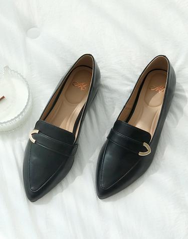 머랭고 소가죽 삼각코 말랑로퍼 2cm M23F02